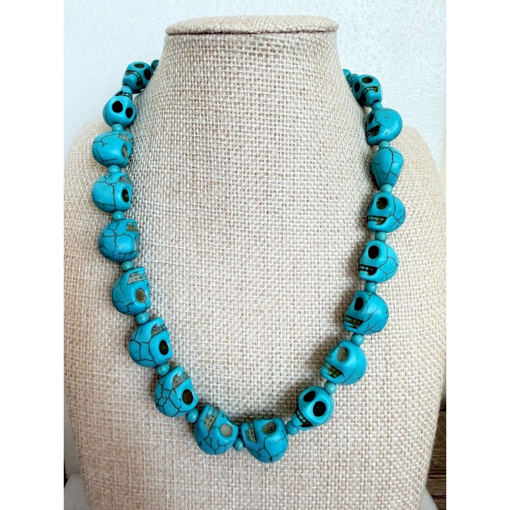 Carved Turquoise Howlite Skull Bead Statement Necklace Toggle Clasp